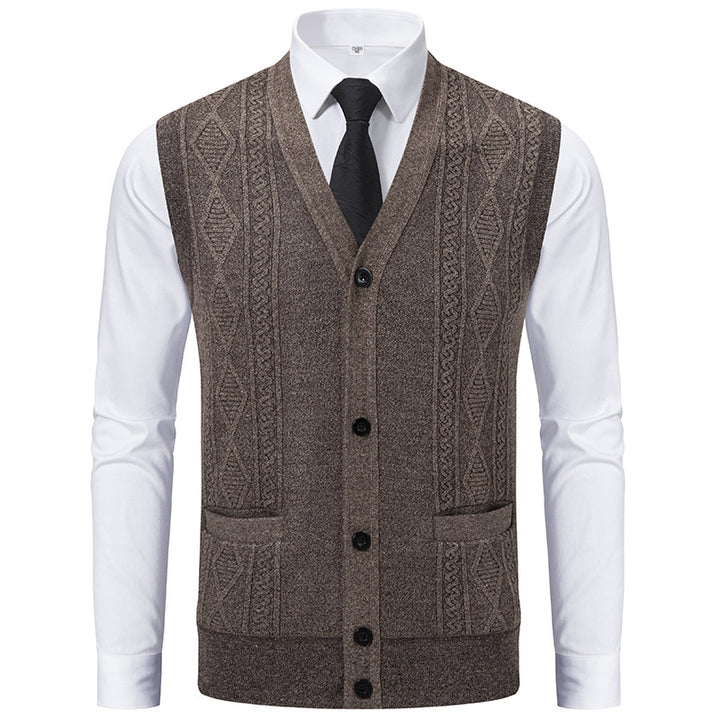 Men's V-neck knitted vest with cable pattern, continuous button placket and patch pockets Mune Fashion
