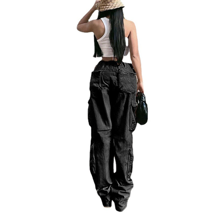 Women wide cargo pants in baggy style with multifunctional pockets and adjustable hem Mune Fashion