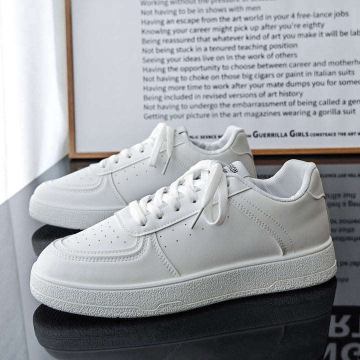 Women's sneakers made of high-quality synthetic leather with breathable sole construction Mune Fashion