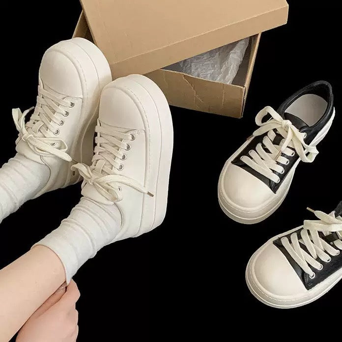Women's Platform Sneaker with Fashionable Design and Comfortable Cushioning Mune Fashion