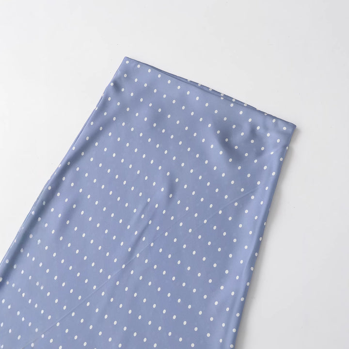 Women's midi skirt made of satin in A-line cut with high waist and polka dot print Mune Fashion