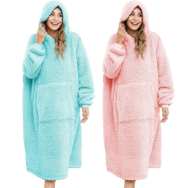 Men's oversized Sherpa bathrobe with hood and practical side pockets Mune Fashion