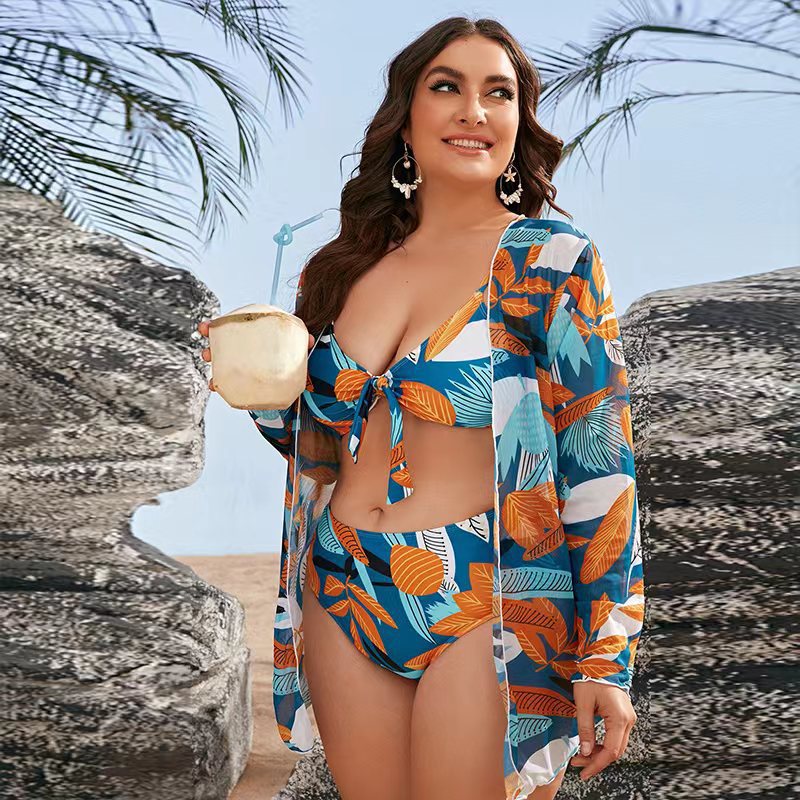 Women's bikini set with floral wrap top and elegant beach jacket Mune Fashion