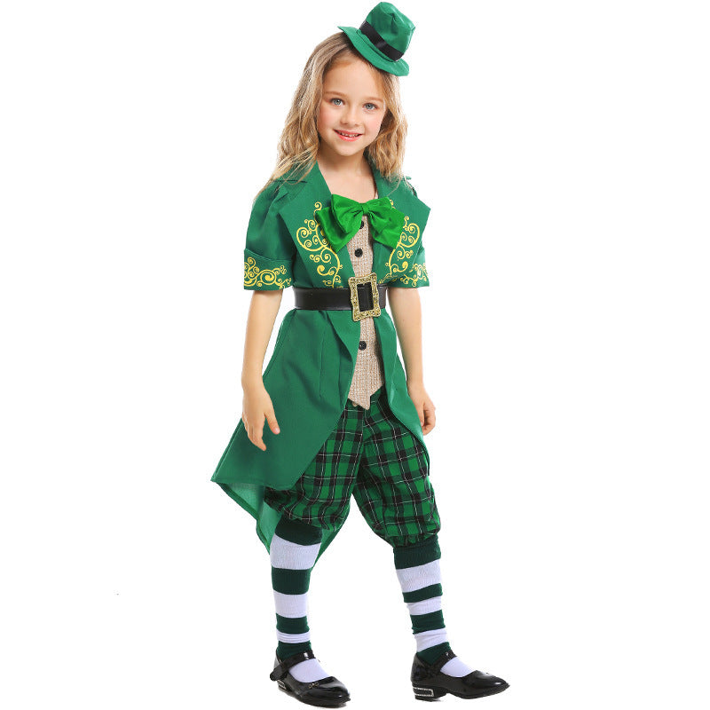 Girl costume as Irish leprechaun with hat and apron Mune Fashion