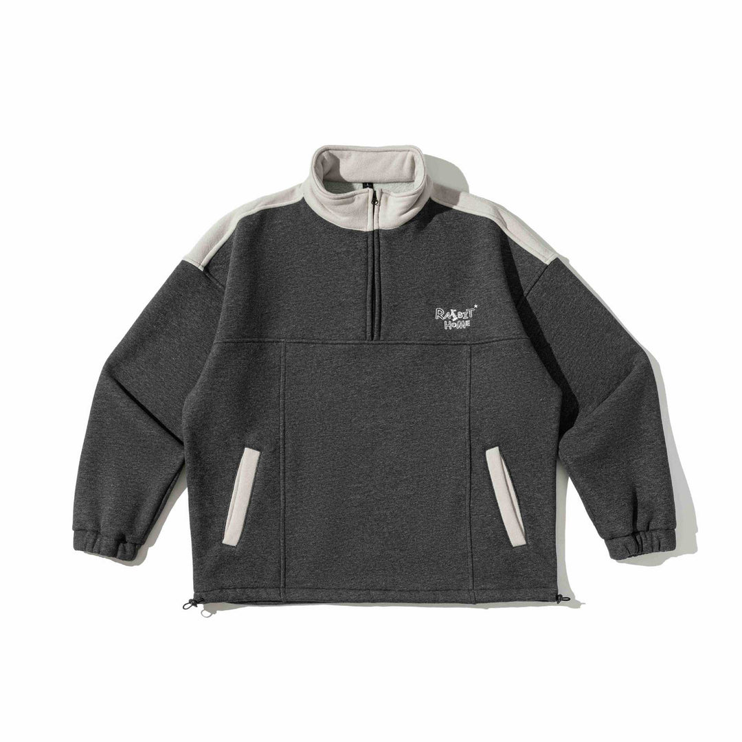 Unisex Half-zip sweatshirt in oversized boxy cut with high stand-up collar and kangaroo pocket Mune Fashion