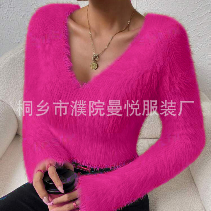 Women's Fluffy Crop Sweater with V-Neck and Eyelash Structure Mune Fashion