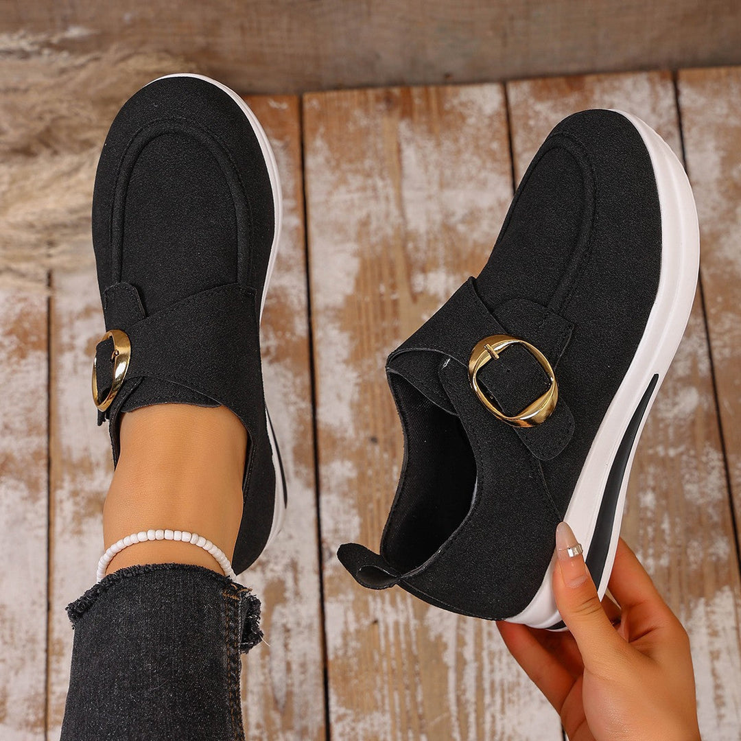 Women's sneakers with trendy buckle closure and comfortable sole Mune Fashion