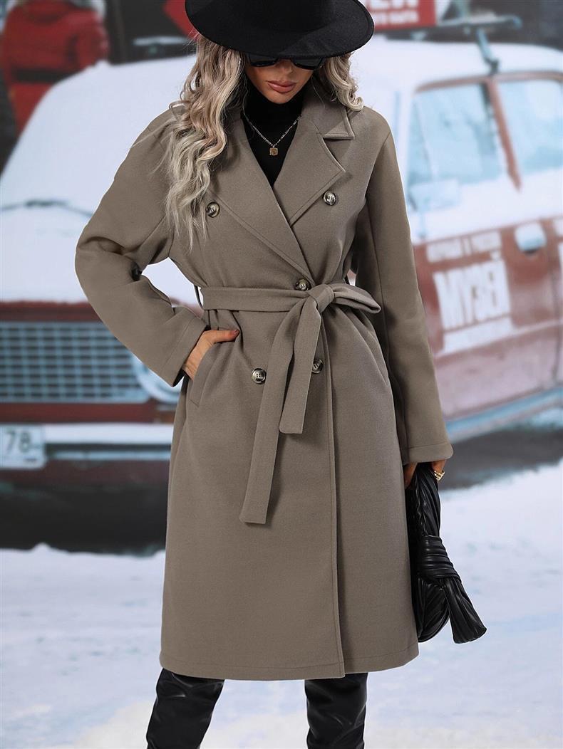 Women Tailored Coat with Tie Belt, Double Button Placket and Distinctive Lapel Mune Fashion