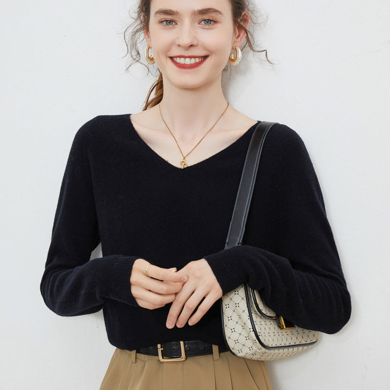 Women's Cozy V-Neck Fine Knit Sweater made of Mohair Mix with Fluffy Surface Mune Fashion