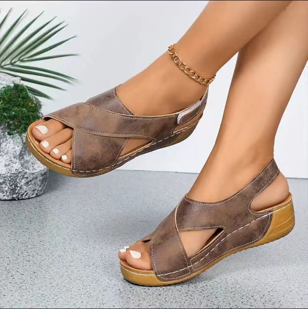 Ladies' orthopedic wedge sandals with memory foam and adjustable heel strap Mune Fashion