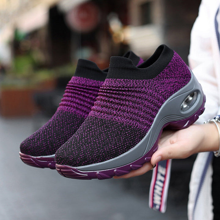 Ladies Slip-On Knit Sneakers with sock-like shaft and air-cushioned platform sole Mune Fashion