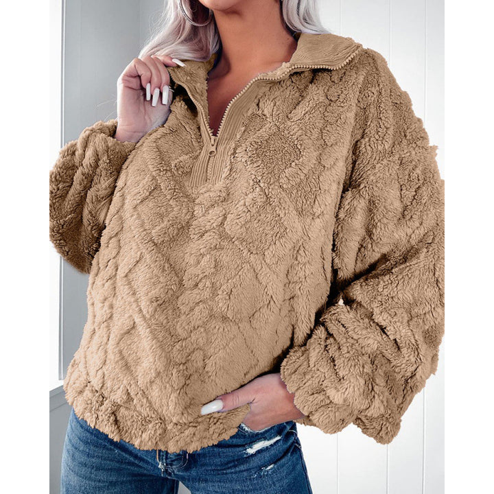 Ladies plush sweater in teddy look with half zipper and structured diamond pattern Mune Fashion
