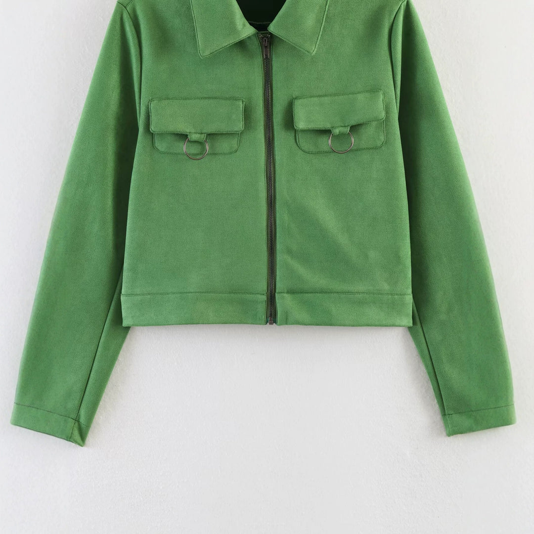 Ladies short cut velour jacket with breast pockets and zipper Mune Fashion