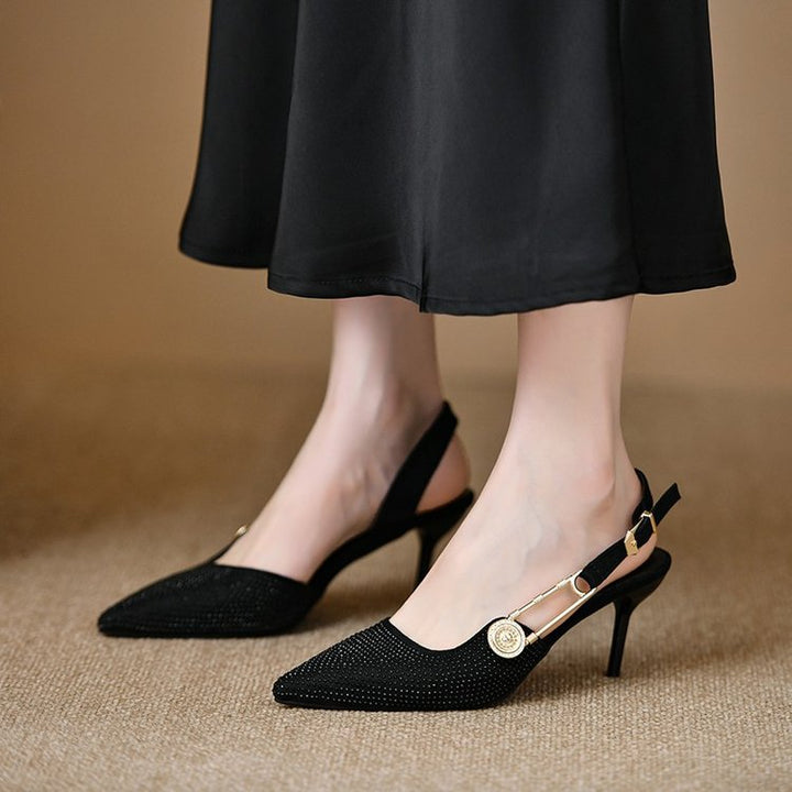 Women's pointed pumps with heel strap T-strap and medallion application Mune Fashion