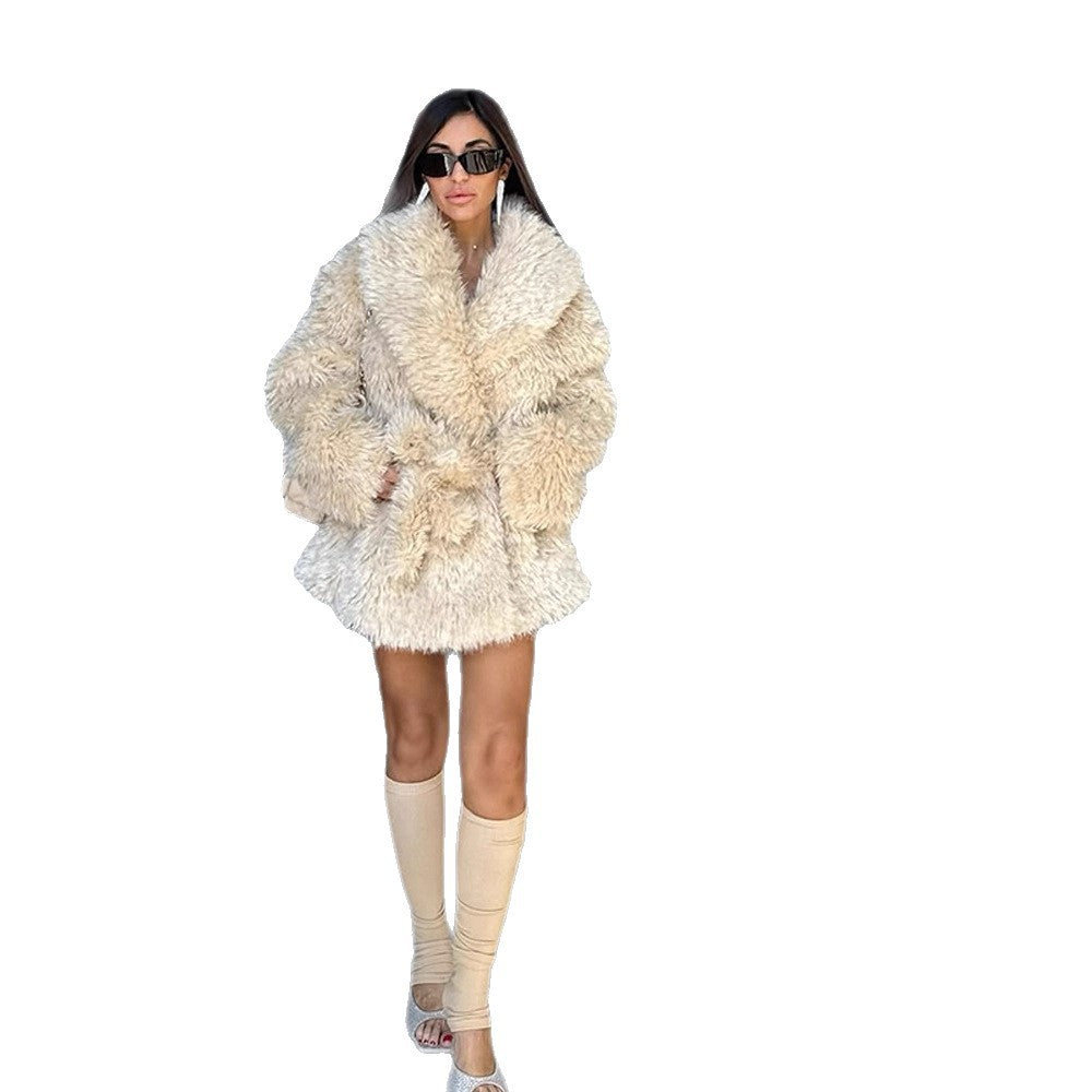 Women Short Cozy Faux Fur Coat with Waist Belt and Voluminous Shawl Collar Mune Fashion