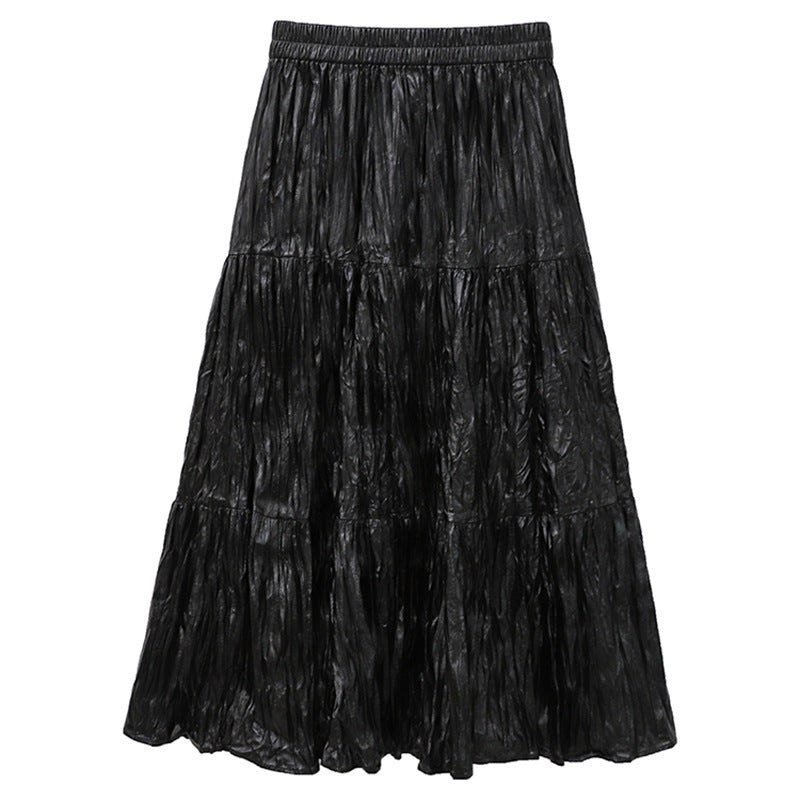 Women's tiered maxi skirt in coated crinkle material with elastic comfort waistband Mune Fashion