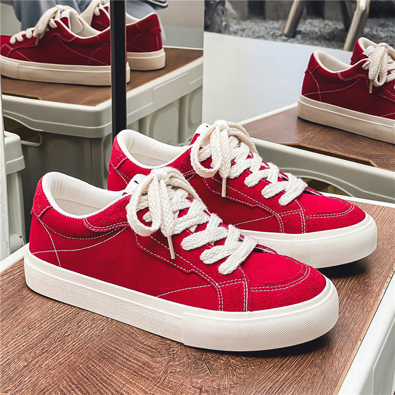 Unisex Low-Top Canvas Sneaker with reinforced seams, padded comfort collar, and vulcanized rubber sole Mune Fashion