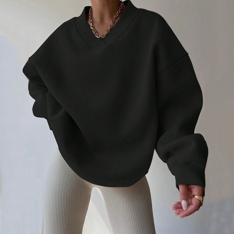 Women's Oversized V-Neck Sweatshirt with Reinforced Ribbed Collar and Extra Wide Cut Mune Fashion