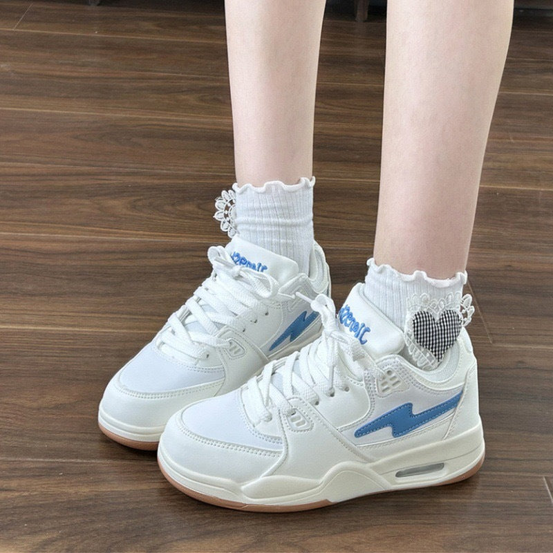 Women casual sneakers with innovative cushioning technology Mune Fashion