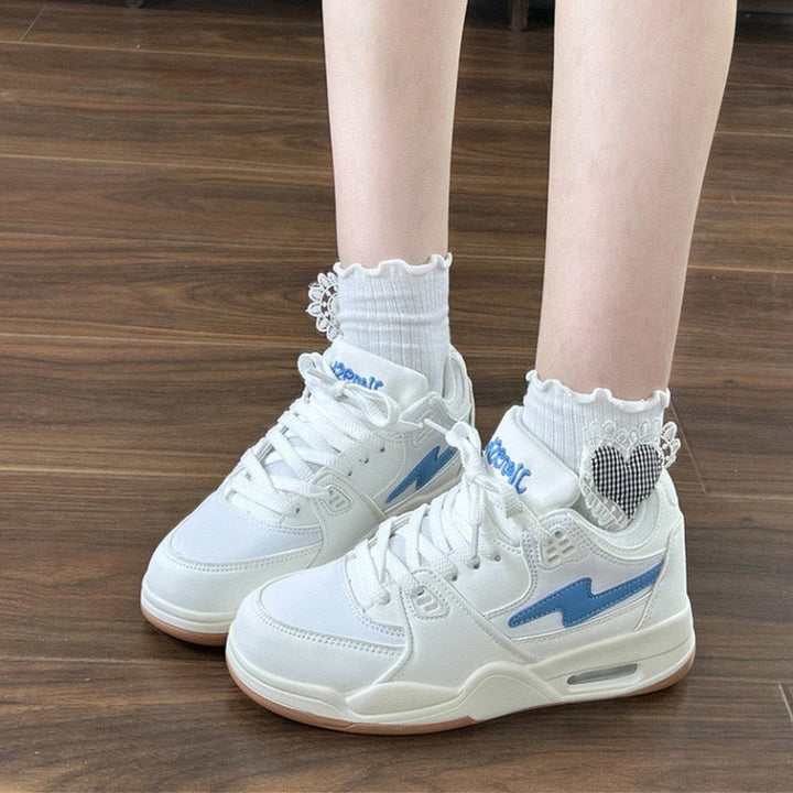Women casual sneakers with innovative cushioning technology Mune Fashion