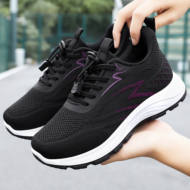 Women’s breathable knit running sneakers with quick-lace system, padded EVA midsole and patterned outsole Mune Fashion