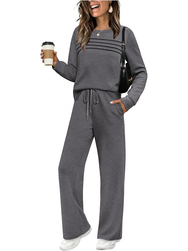 Women’s lounge set made of soft sweat fabric with gathered top and wide-cut joggers Mune Fashion