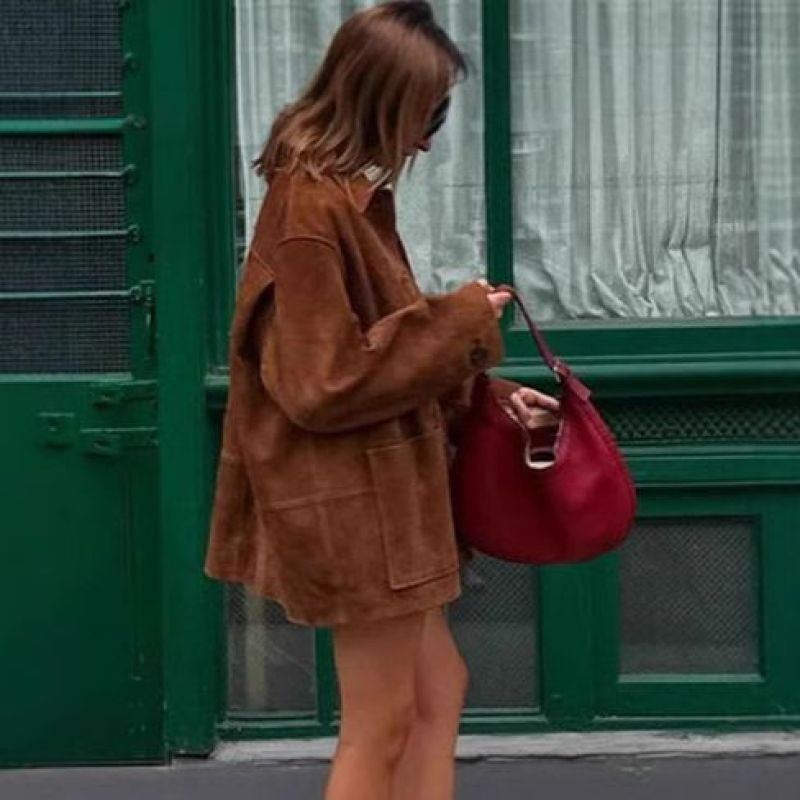 Women's suede leather jacket with wide cut, shirt collar and patch pockets Mune Fashion