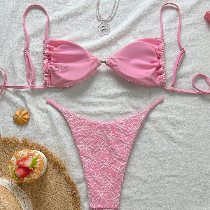 Ladies attractive floral pattern bikini Mune Fashion