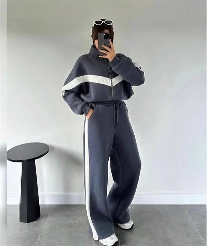 Ladies two-piece lounge set with zip hoodie and wide high-waist pants with side stripes Mune Fashion