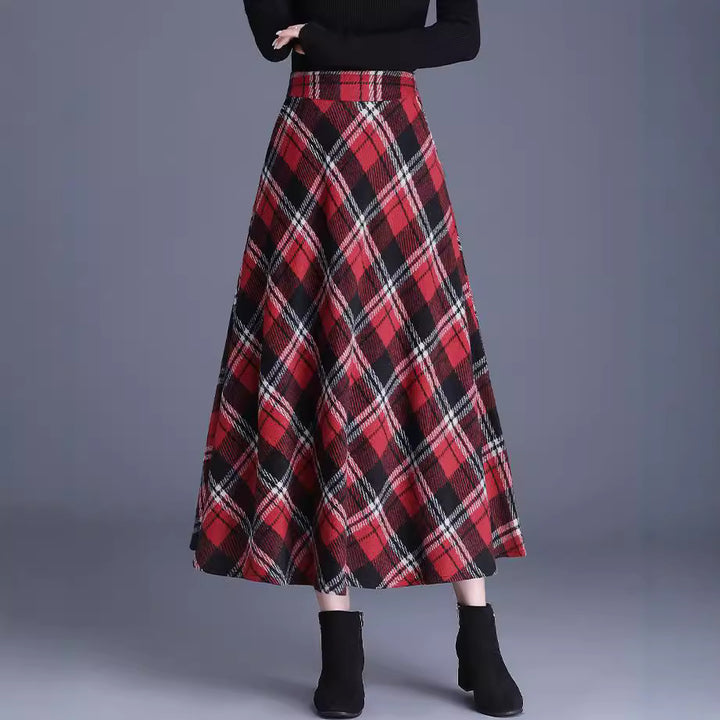 Ladies' loosely checked A-line skirt made of wool blend with high waist and side pockets Mune Fashion