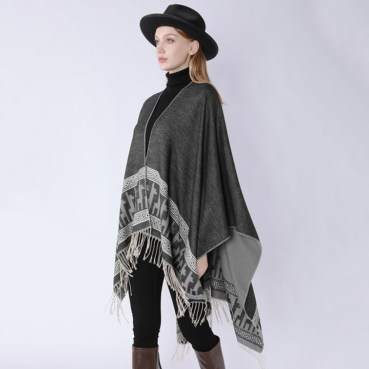 Ladies cape poncho made of fine wool blend with ornamental border edge and pointed hem Mune Fashion