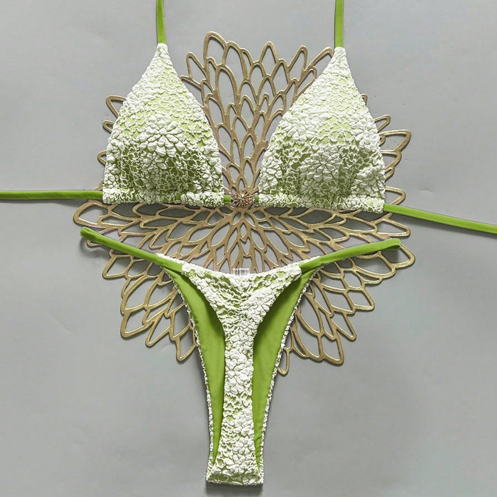Women's triangle bikini with textured crochet look Mune Fashion