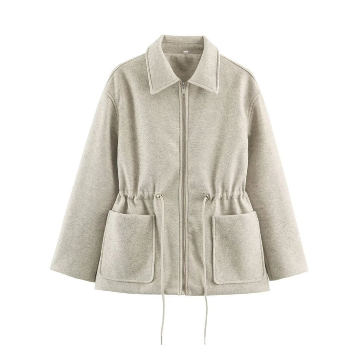 Women's short jacket made of wool blend with drawstring waist and patch pockets Mune Fashion