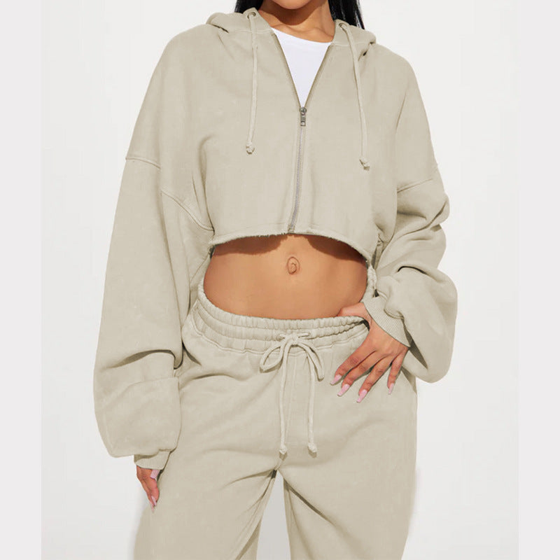 Women's Hooded Crop Top and Loose Jogging Pants Lounge Set made of Soft Fleece Mune Fashion