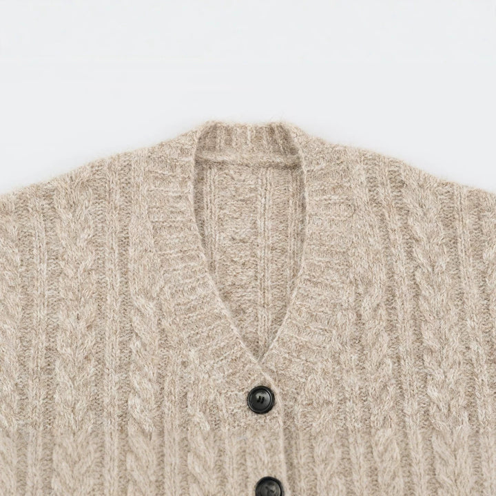 Women Large Knitted Oversize Cardigan with Cable Knit V-Neck and Patch Pockets Mune Fashion