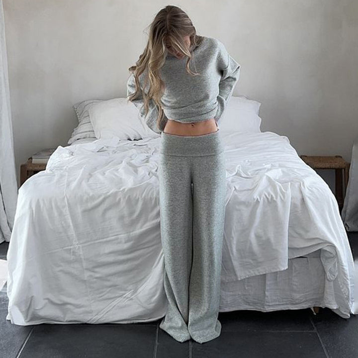 Women cashmere-like knit lounge set with oversized sweater and wide palazzo pants Mune Fashion