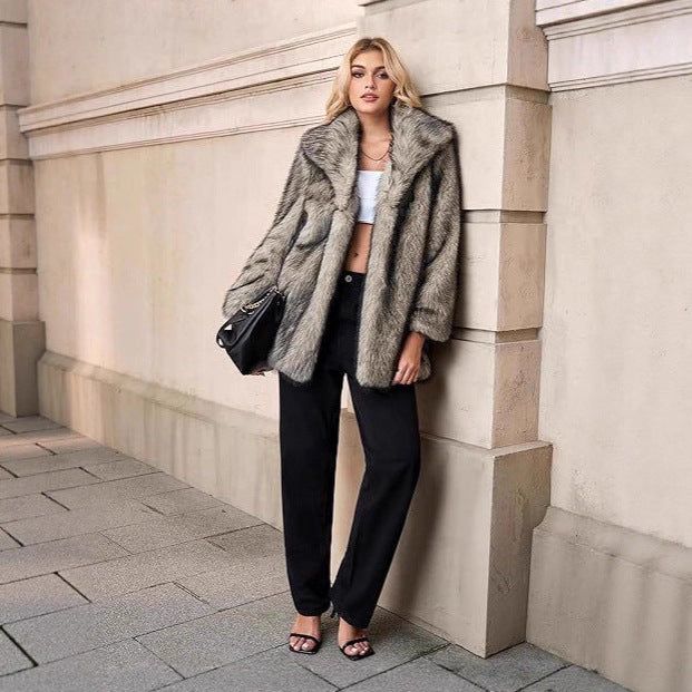 Women Short Faux-Fur Coat with Wide Shawl Collar, Open Front and Pockets Mune Fashion