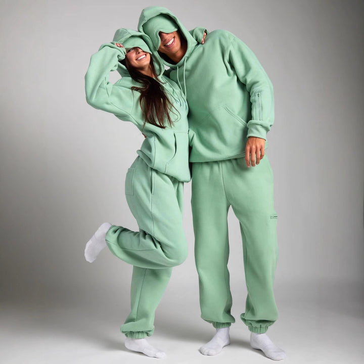 Women’s hoodie sweatshirt with integrated sleep mask and soft fleece lining Mune Fashion