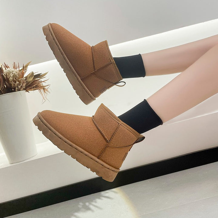 Ladies Insulated Short Boots with Teddy Lining, Slip-On Design and Structured Rubber Sole Mune Fashion