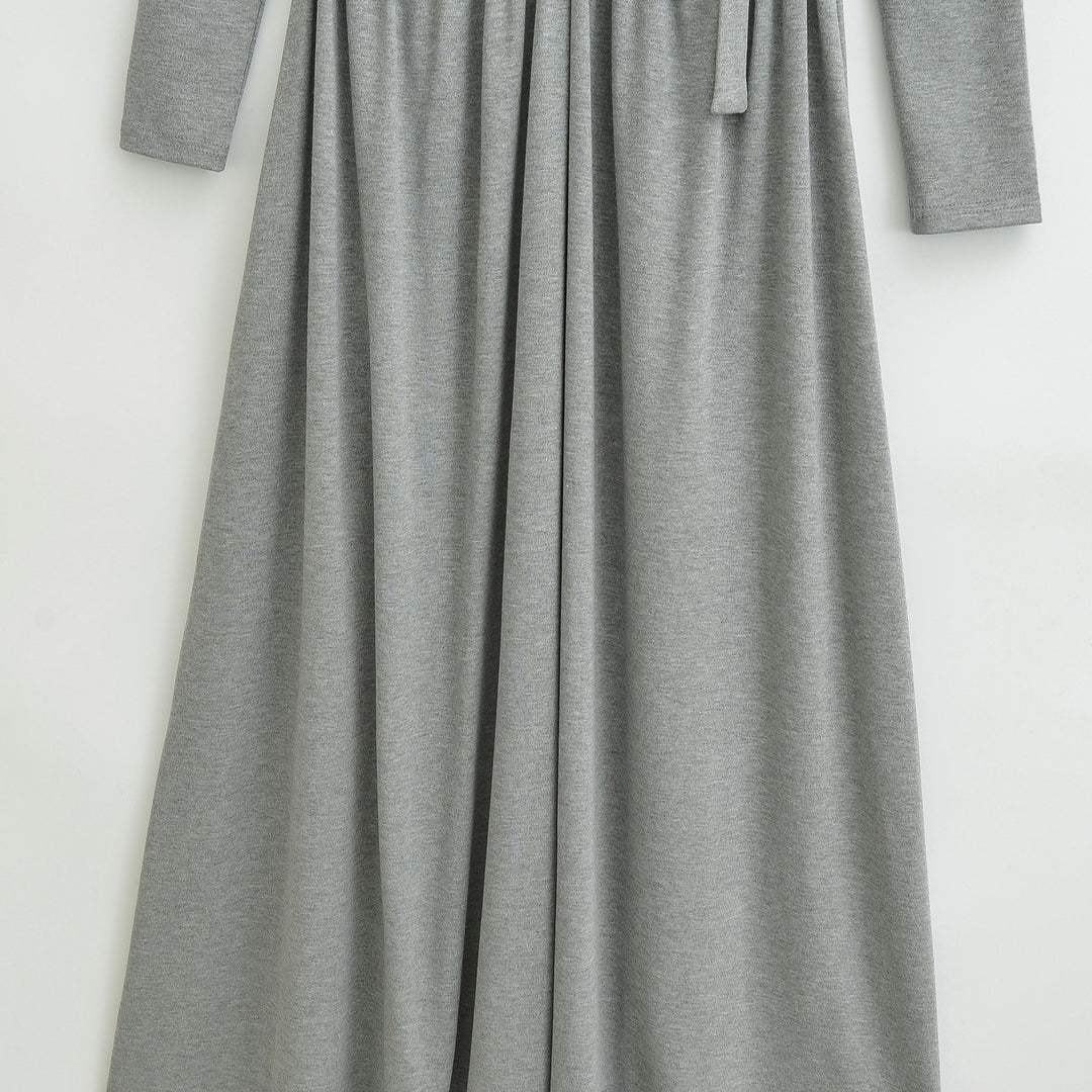 Women's midi dress with gathering, V neck and tailored pleated skirt Mune Fashion