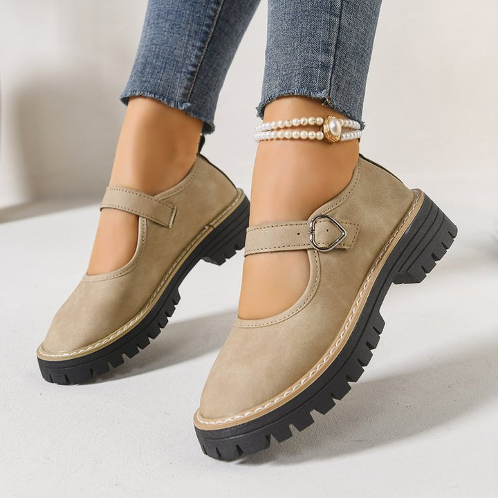 Damen Riemchen‑Slipper im Mary‑Jane‑Stil mit grober Profilsohle und Herzschließe Mune Fashion