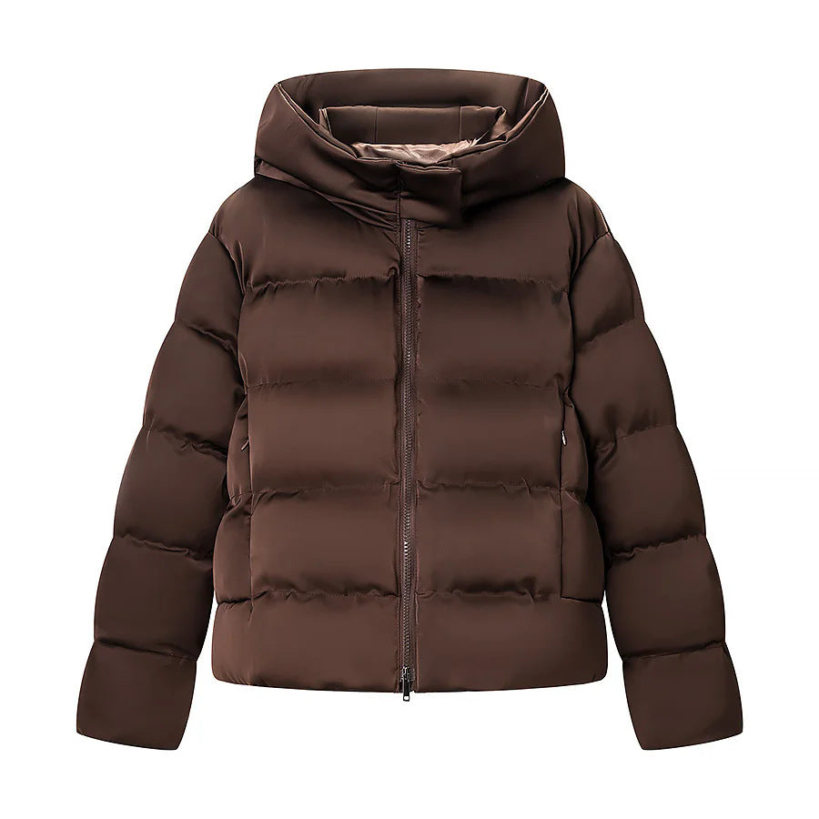 Women nan short padded quilted jacket with voluminous stand-up collar, concealed two-way zipper and practical side pockets Mune Fashion