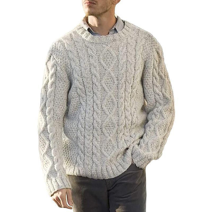 Men's Chunky Knit Sweater with Classic Cable Pattern Mune