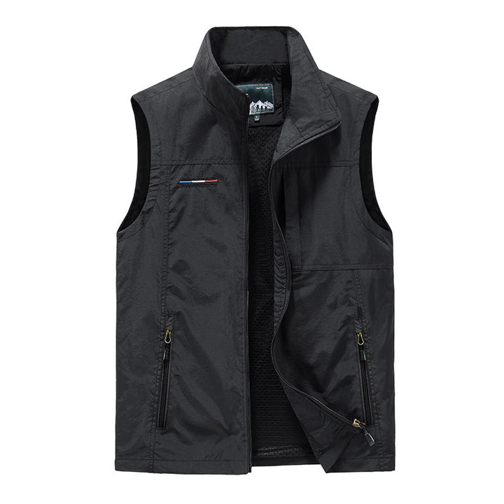 Men's warm outdoor vest with teddy lining and multiple zip pockets Mune Fashion