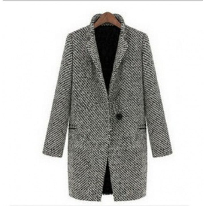 Women's wool blend coat in herringbone bouclé with straight cut and lapel collar Mune Fashion