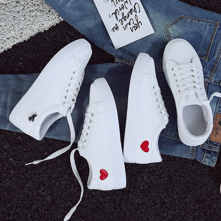 Damen Minimalistische Low-Top Sneaker mit glatter Kunstlederoptik und komfortabler Gummisohle Mune Fashion