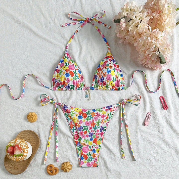 Women’s Triangle Bikini with Colorful Floral Design Mune Fashion