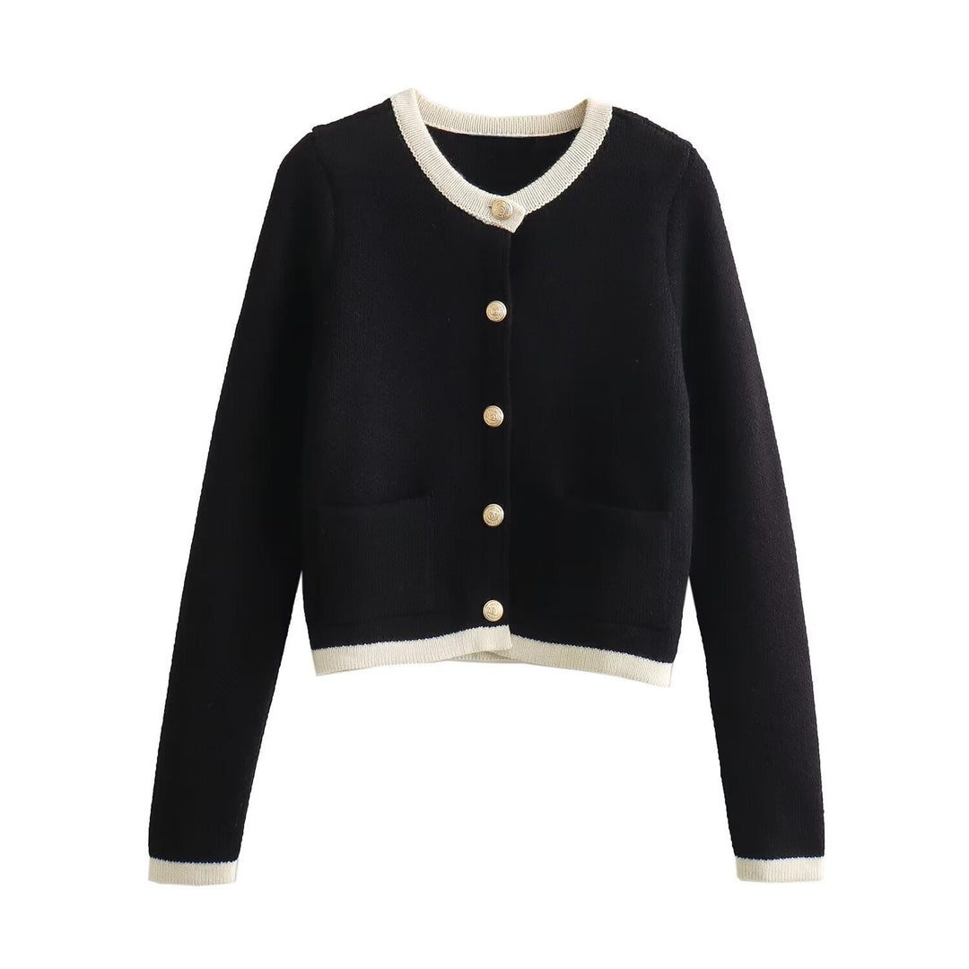 Women Cropped Boucle Cardigan with Round Neck, Flap Pockets and Coin Buttons Mune Fashion