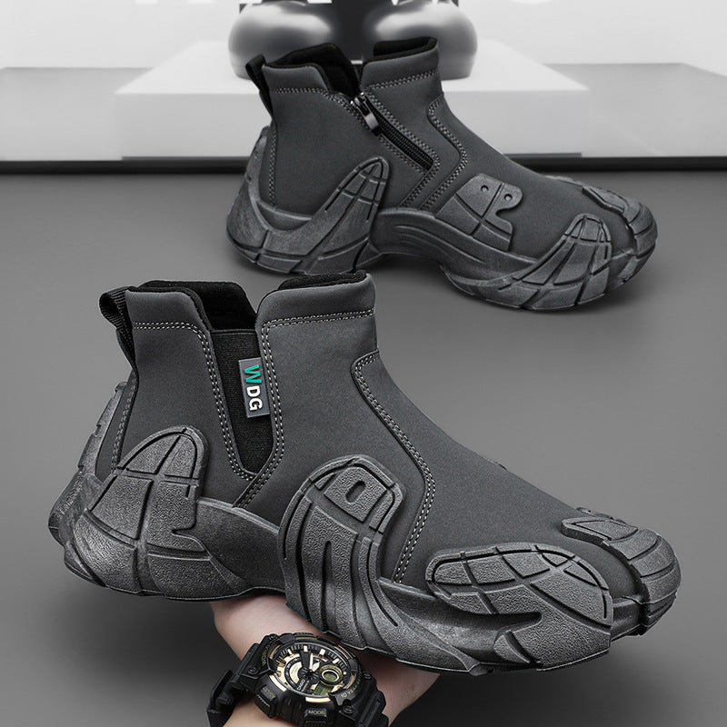 Men's robust technical Chelsea boots with neoprene-like shaft, side zipper and profiled off-road outsole Mune Fashion