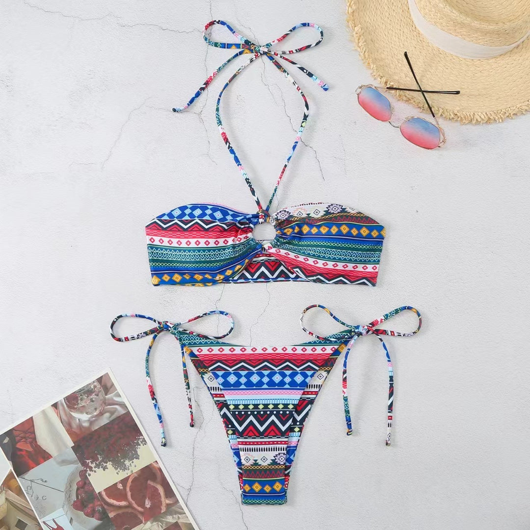 Women's bikini set with playful tie band and geometric pattern Mune Fashion